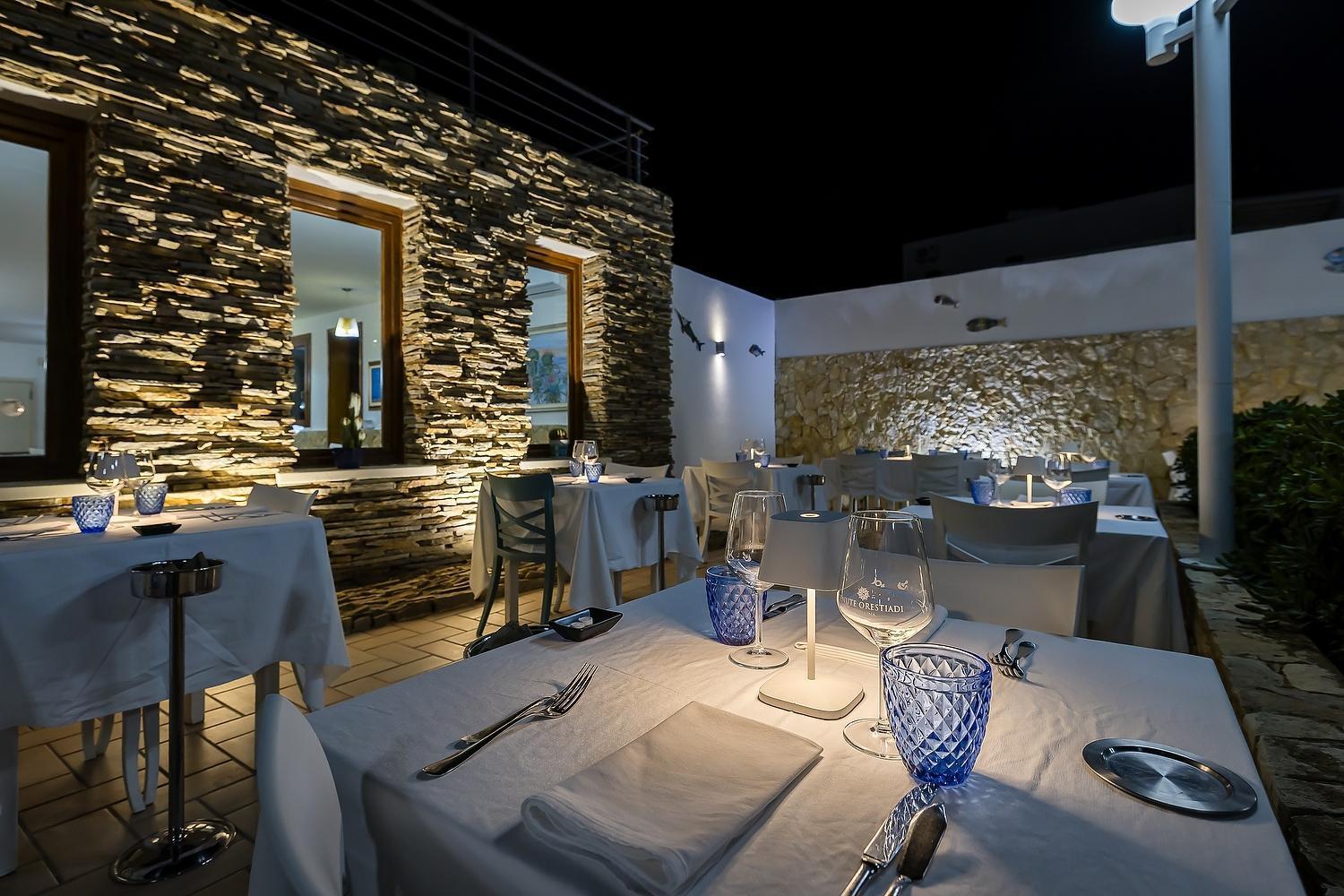 Hotel Ristorante Cavalluccio Marino LMP Exterior foto